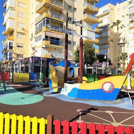 Beachfront With Pool In Urb Pueblo Nuevo And Tennis Appartement